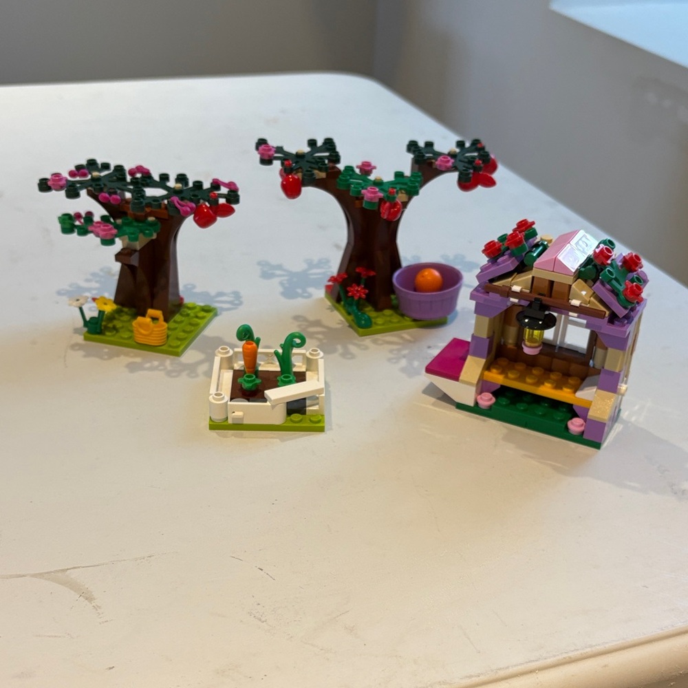 Lego Friends Garden Playset with Trees, Flower Hut and Veg Patch
